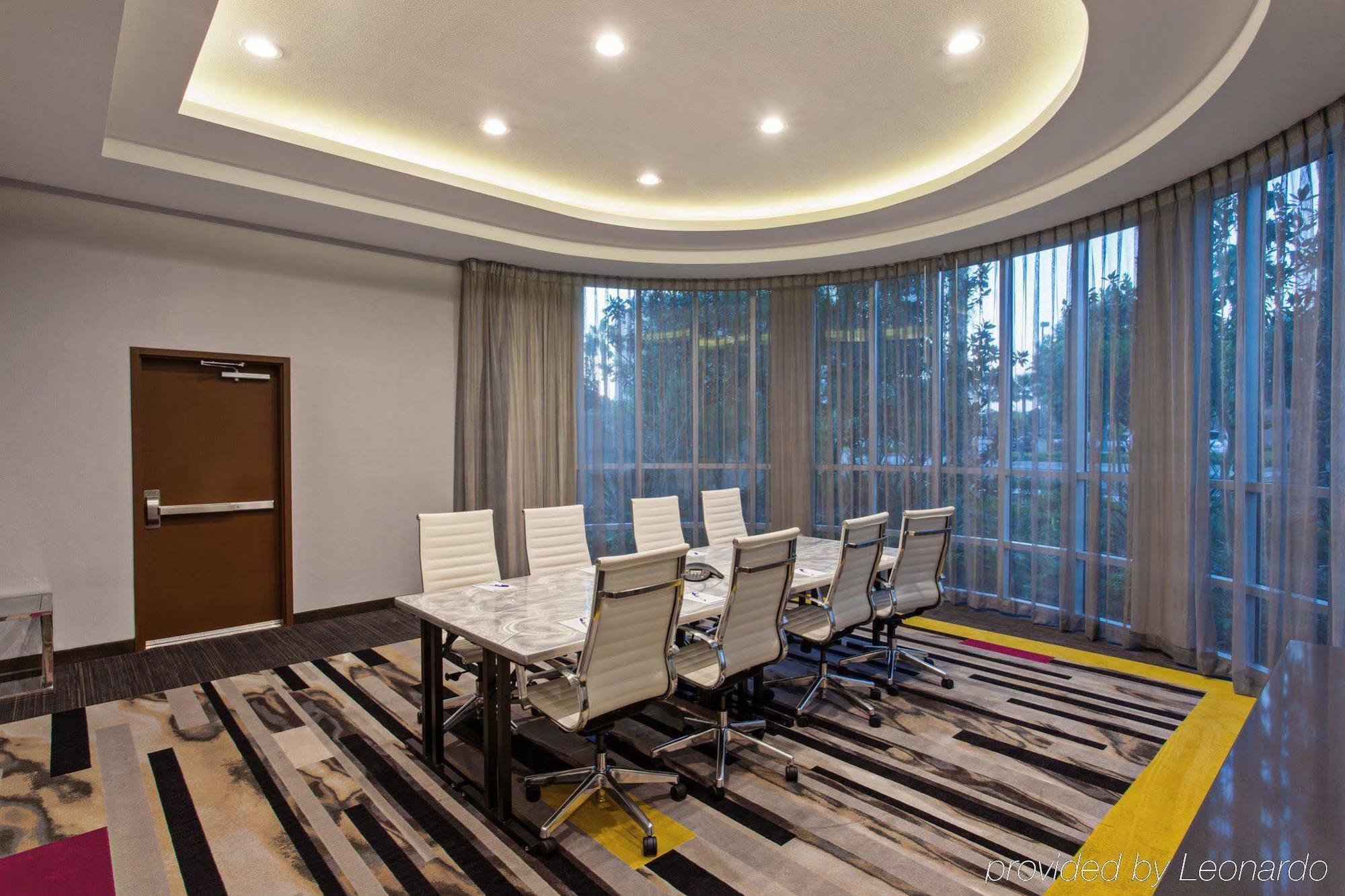 Holiday Inn Express & Suites Anaheim Resort Area By Ihg Luaran gambar